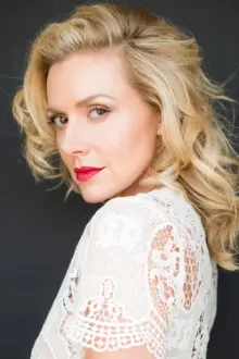 Allison McAtee como: Blake Sinclair