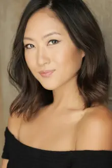 Brenda Koo como: Carol