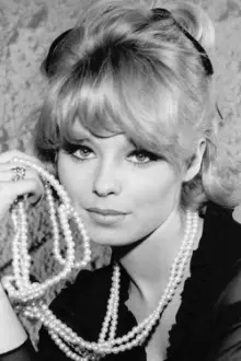 Jill Haworth como: Rose Mason