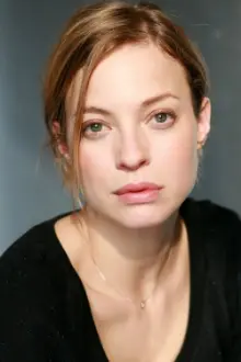 Elodie Frenck como: Arielle