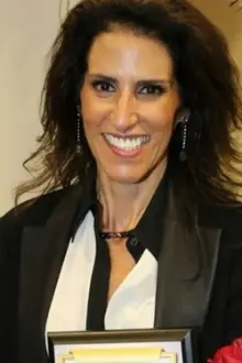Rosa Salazar Arenas como: Lorena