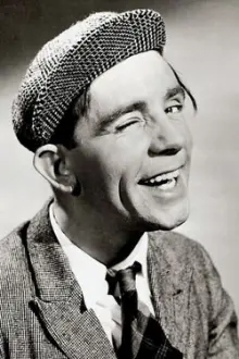 Norman Wisdom como: Norman Hackett