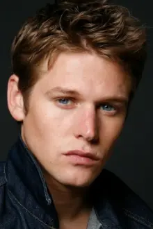 Zach Roerig como: James Guidry