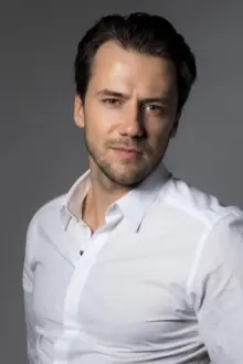 Ivan Zhidkov como: Alen