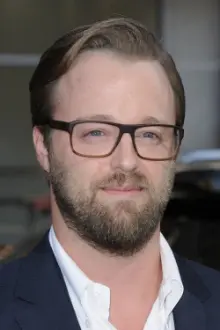 Joshua Leonard como: Joshua Leonard