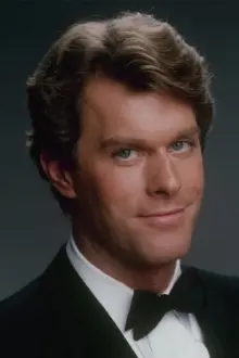 Kevin Conroy como: Bruce Wayne / Batman (voice)