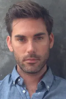 Drew Fuller como: Coop