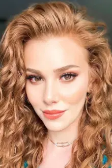 Elçin Sangu como: Eda Çaglar