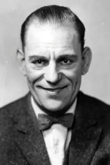 Lon Chaney como: Paul Revere Forbes