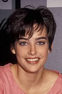 Jennifer Rubin como: Adriane