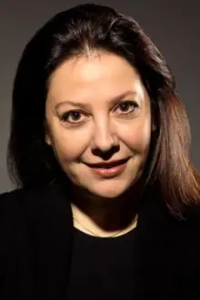 Ayda Aksel como: Fazilet Saruhanlı