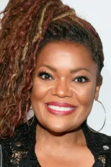 Yvette Nicole Brown como: Pastor Althea Brody