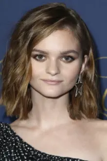 Kerris Dorsey como: Nora