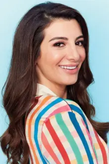 Nasim Pedrad como: Miss Genevieve