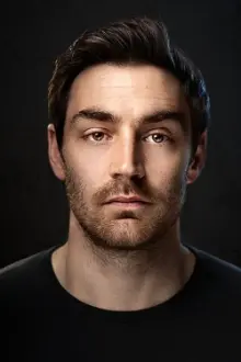 Matthew McNulty como: DC Jack Clark