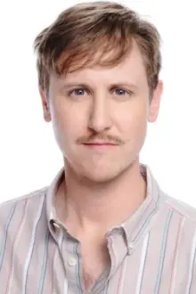 Johnny Pemberton como: 