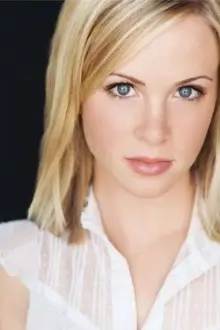 Allison Hossack como: Dr. Angela