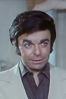 Samir Sabri como: Medhat
