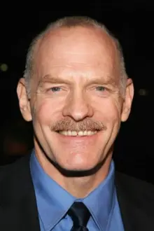 Casey Sander como: Chief Connors