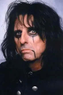 Alice Cooper como: Self - Vocals