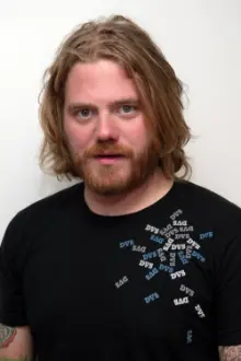 Ryan Dunn como: Angry Customer