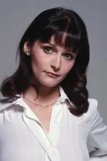 Margot Kidder como: Mrs. Muldroone