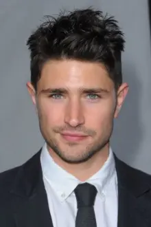 Matt Dallas como: Bobby Browning