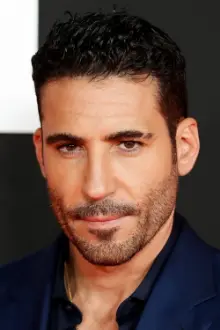 Miguel Ángel Silvestre como: Rocco