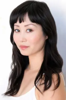 Susan Park como: Sarah