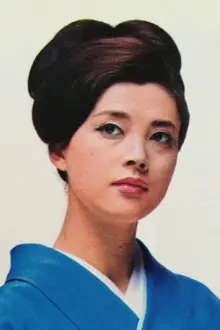 Mariko Okada como: Senya