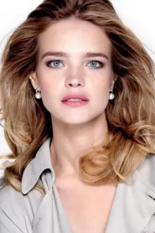 Natalia Vodianova como: Ariane