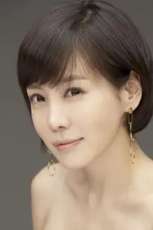 김정은 como: Yoon Mi-ju