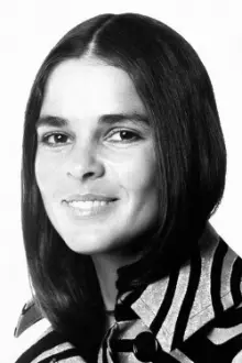 Ali MacGraw como: 