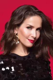 Natalia Oreiro como: Esperanza Muñoz / La Monita