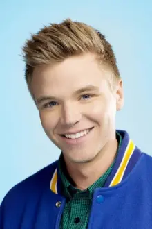 Brett Davern como: Leonard Gray