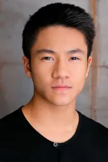 Brandon Soo Hoo como: Oliver