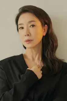 Kim Bo-yeon como: R's Wife