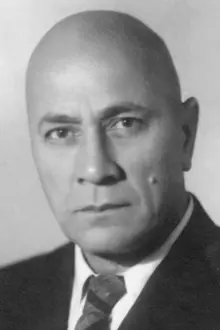 Akaki Khorava como: Mayakovsky's father