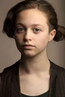 Sofia Rosinsky como: Molly