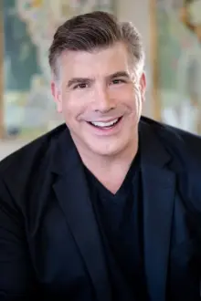 Bryan Batt como: Judge Brown