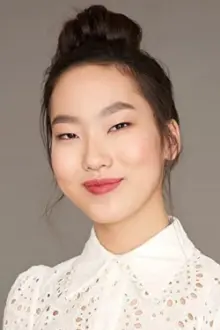 Madison Hu como: Herself - Host