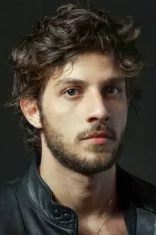 Chay Suede como: Djalma