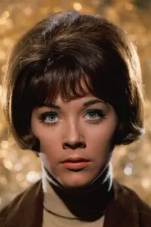 Linda Thorson como: Brooke Parsons