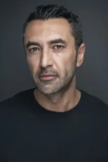 Mehmet Kurtuluş como: Sprecher