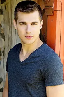 Cody Linley como: Ryan