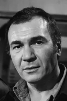 John Colicos como: Sgt. Maj. Allan MacKenzie