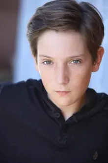 Jackson A. Dunn como: Tommy