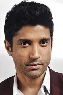 Farhan Akhtar como: Maqsood