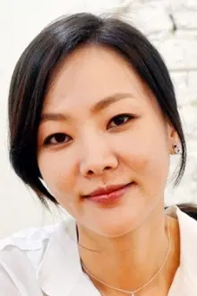 Yoon Ji-hye como: Jung-ju