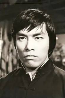 Carter Wong como: Cheun Chan / The Ghost Killer / Shaolin Abbot